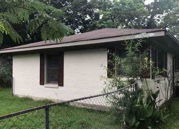 4th image of 2673 Lola Ln