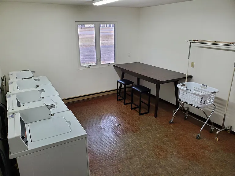 418 W Ormsby St #112 — Photo 3