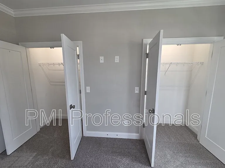 1403 Rebecca Johns Dr — Photo 11