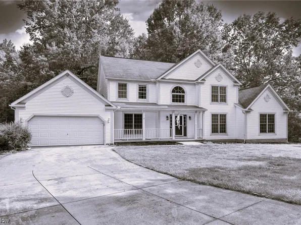 331 Bennington Dr, Sebring, OH 44672