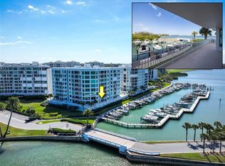 2 Seaside Ln APT 103, Belleair, FL 33756