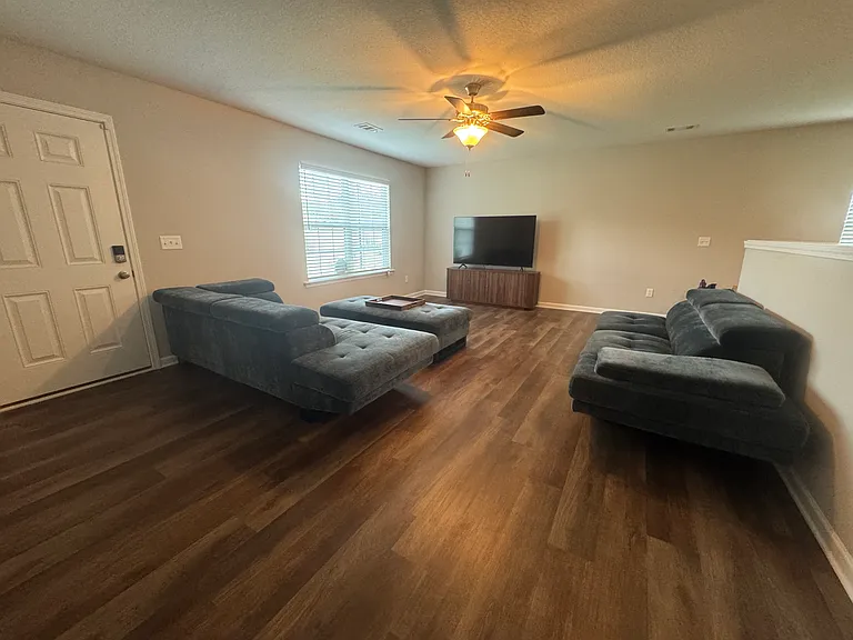6434 Sandy Bottom Dr — Photo 3