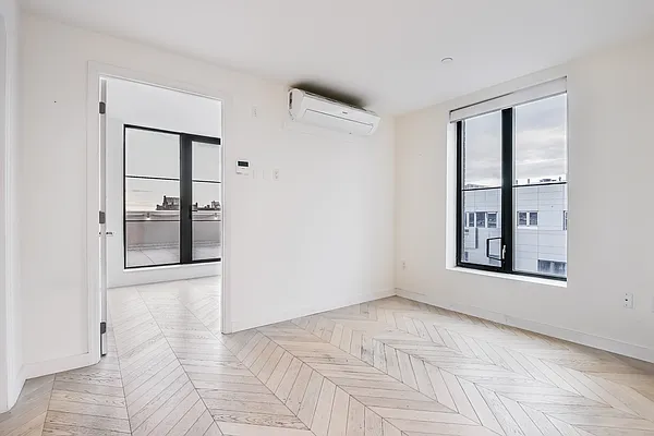 Rented by Nooklyn NYC LLC | media 17