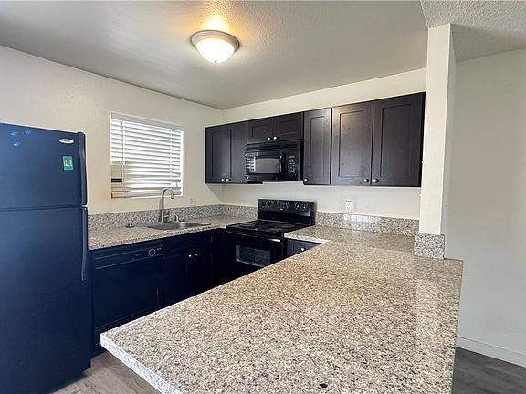 4th image of 5324 Swenson St #60