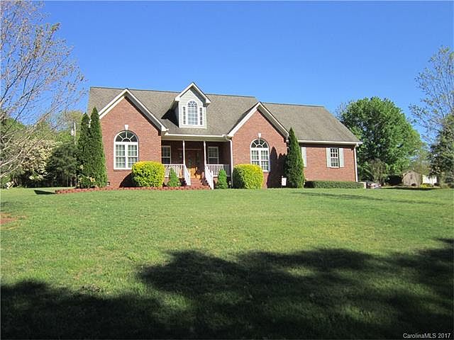1st image of 2654 Fines Creek Dr #37