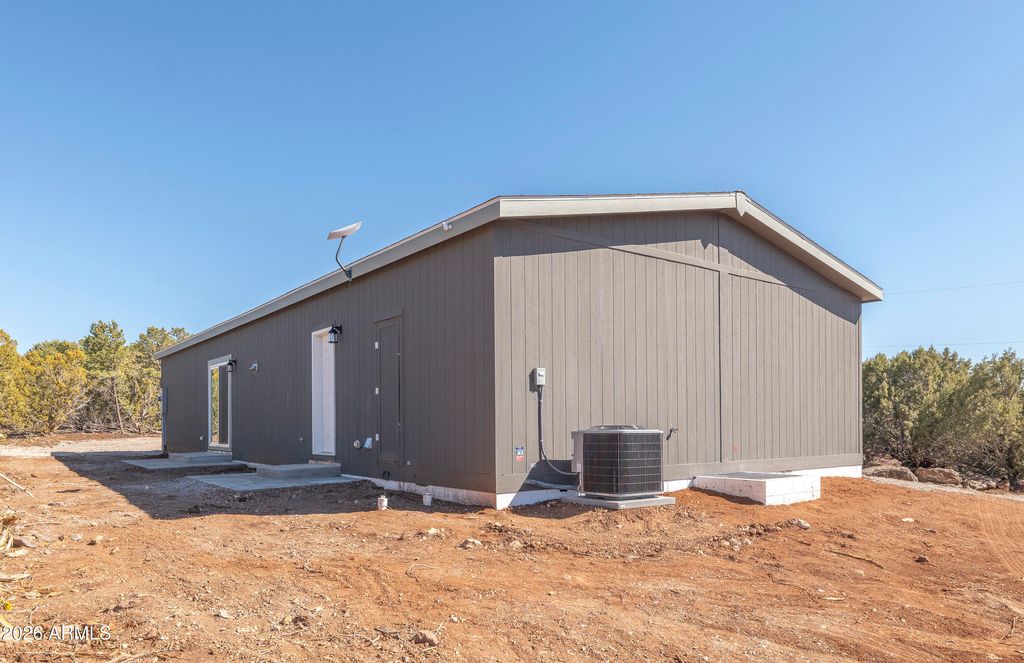 2185 E Spruce Street, Williams, AZ - View 3
