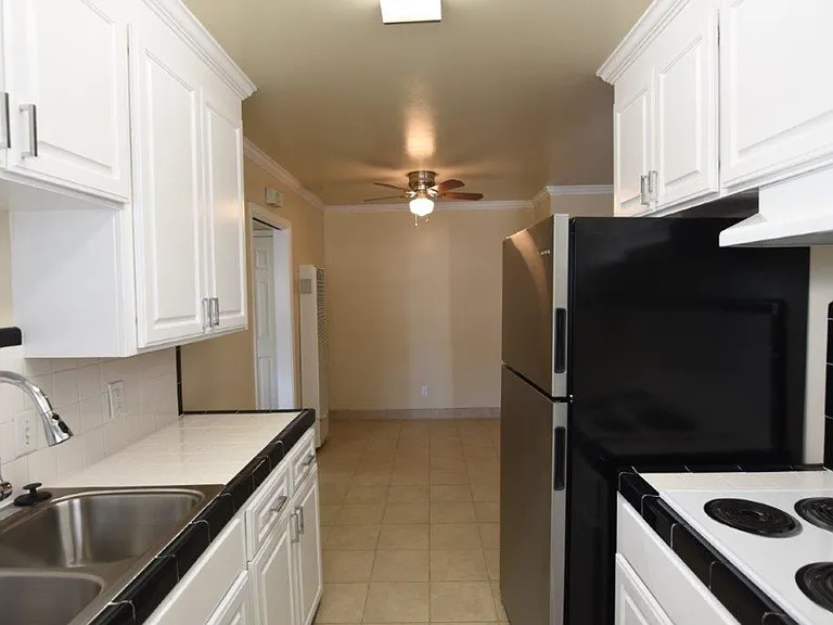 2960 Huff Avenue — Photo 12