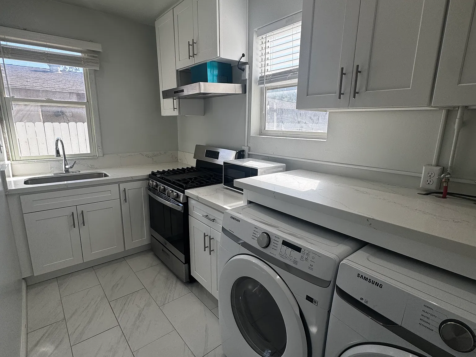 Studio, 500 sqft, $1,380 — Photo 2