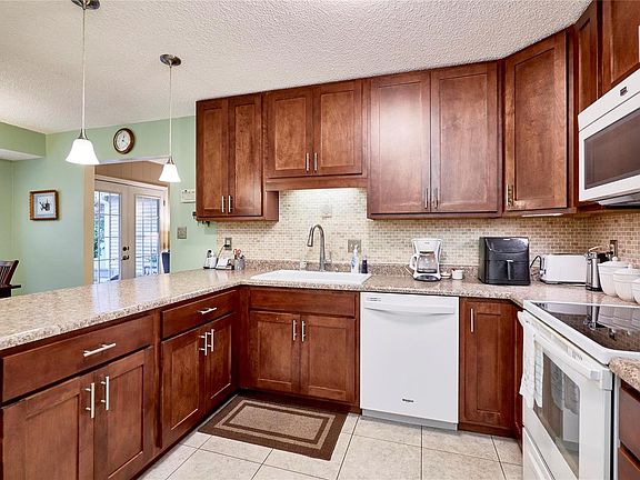 4th image of 6721 Christina Marie Ln