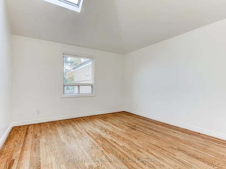 213 Erskine Ave — Photo 18