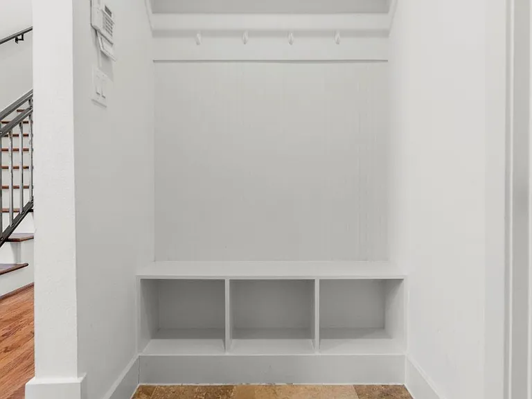 4503 Floyd St — Photo 37