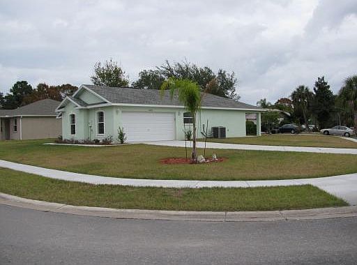 3rd image of 10205 Landmark Dr