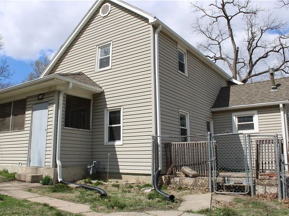 710 Prospect St, Leavenworth, KS 66048