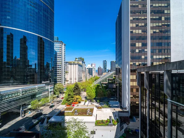 1068 Hornby St #1201, Vancouver, BC V6Z 2Y7