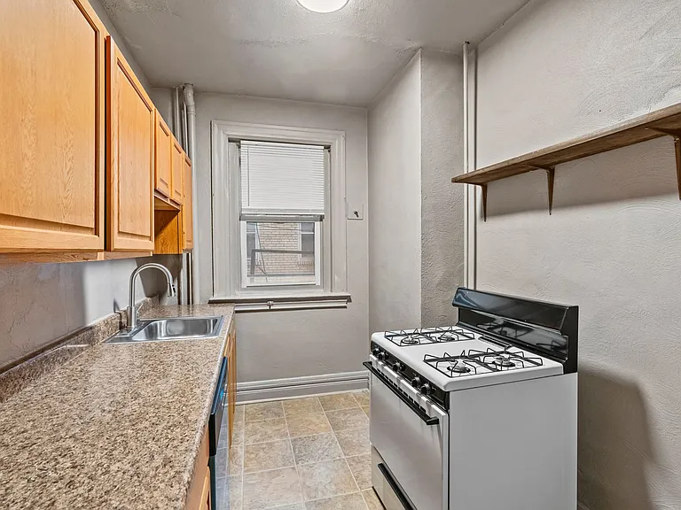 512 S Millvale Avenue (Full Service Plan) — Photo 10