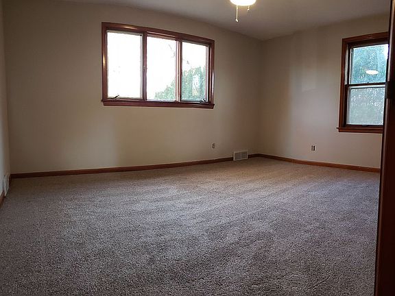 4th image of 1213 Missouri Ave