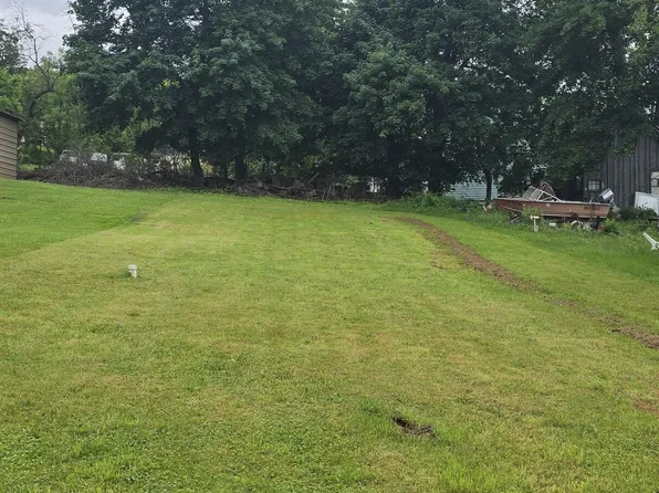 Railroad Ave, Hallstead, PA 18822