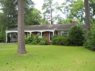 809 Raleigh St, Roanoke Rapids, NC 27870