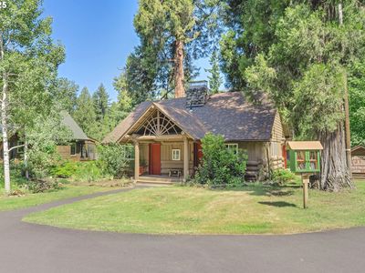 56483 McKenzie Hwy, Blue River, OR, 97413