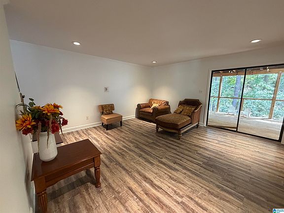 2nd image of 3604 Haven View Cir