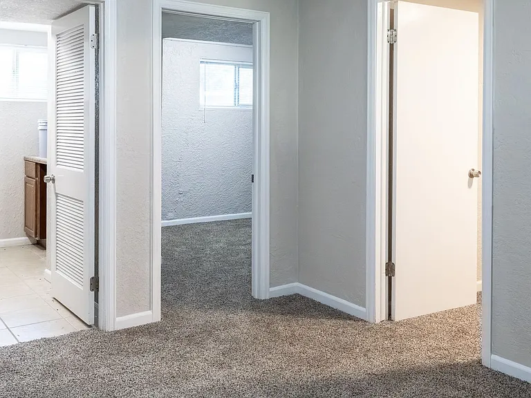 5418 Alta Loma Rd — Photo 30