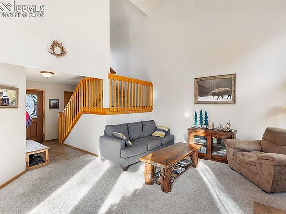 4th image of 747 Pinon Ridge Dr