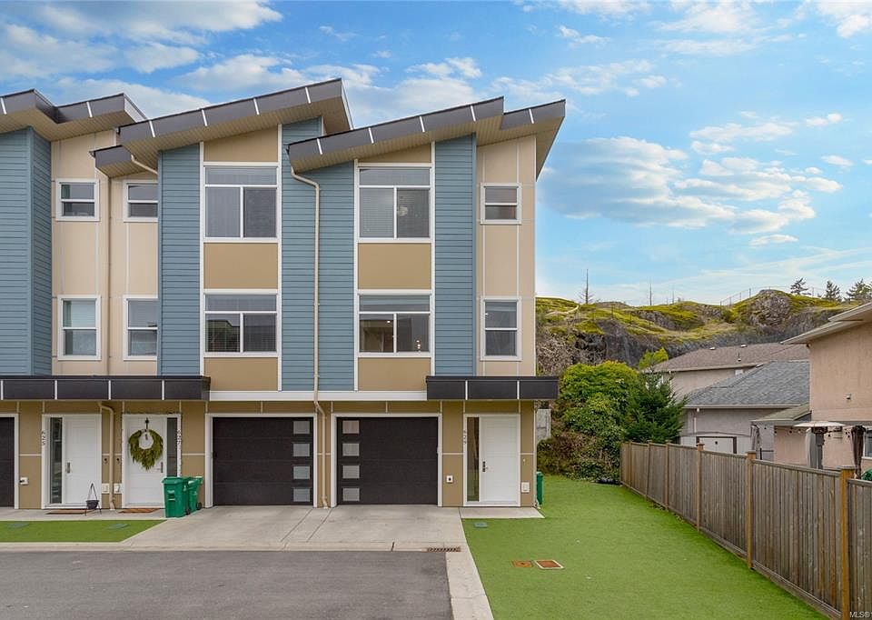 1st image of 629 Selwyn Close #629