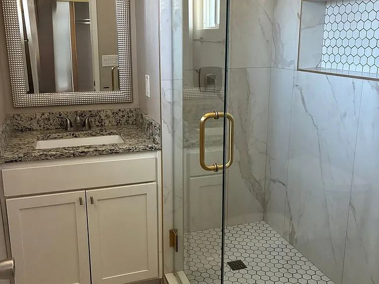3426 E Hillery Dr — Photo 23