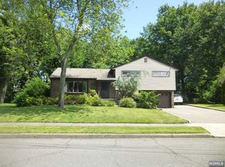 49 Berwyn Pl #1X, Fair Lawn, NJ 07410