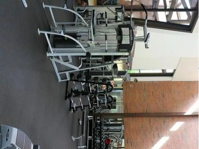 35 Bloch Ter — Photo 22