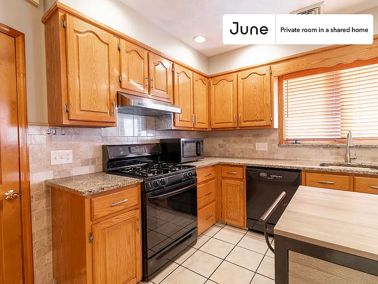 21 Bradbury Ave #A — Photo 9