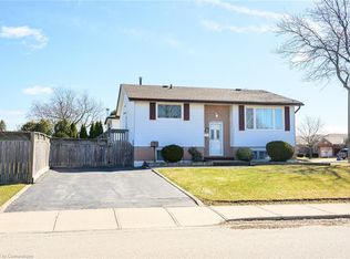 35 Ling St, Hamilton, ON L8V4P7