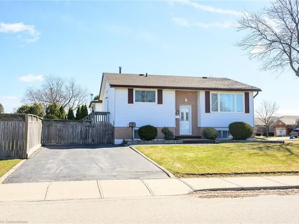 35 Ling St, Hamilton, ON L8V 4P7