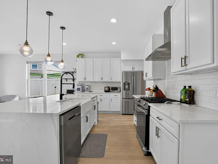 7354 Ridge Ave #27 — Photo 8