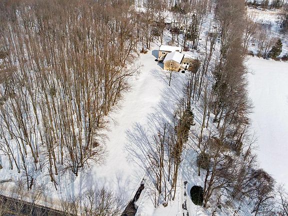 2nd image of 270 Mount Laurel Rd