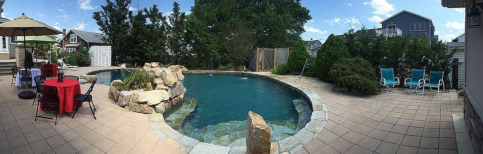 Custom Gunite Pool 