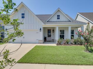 13325 Hawk Pl, Gulfport, MS 39503