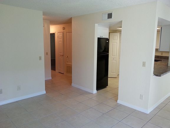 3rd image of 2409 Barley Club Dr APT 5
