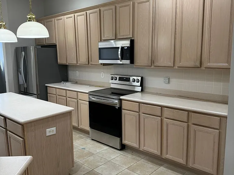 5501 Reflections Blvd — Photo 7