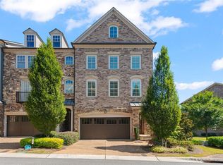 502 Abbington River Ln, Atlanta, GA 30339