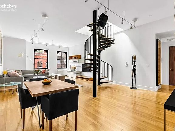 3rd image of 53 N Moore St APT 6A