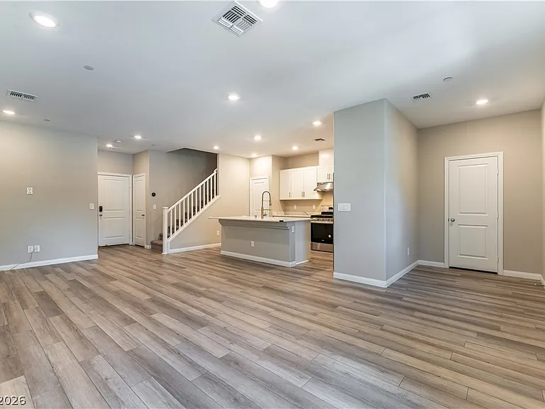 3516 Punta Tersiva Ln — Photo 4