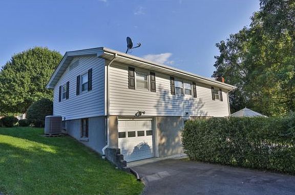 4th image of 1224 Indian Hills Dr