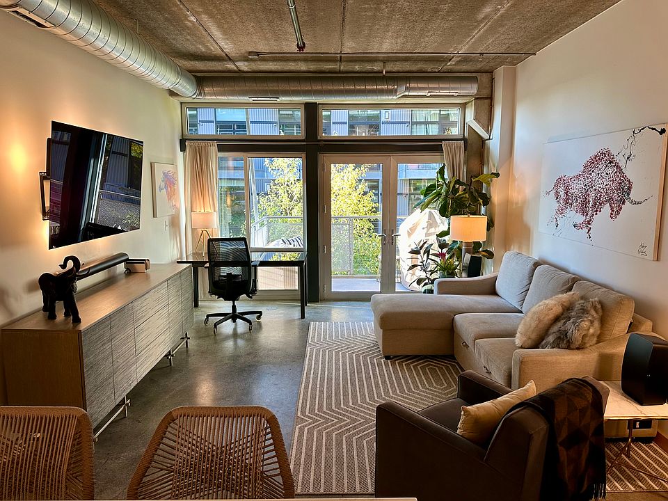 1st image of 710 N 4th St Unit 206