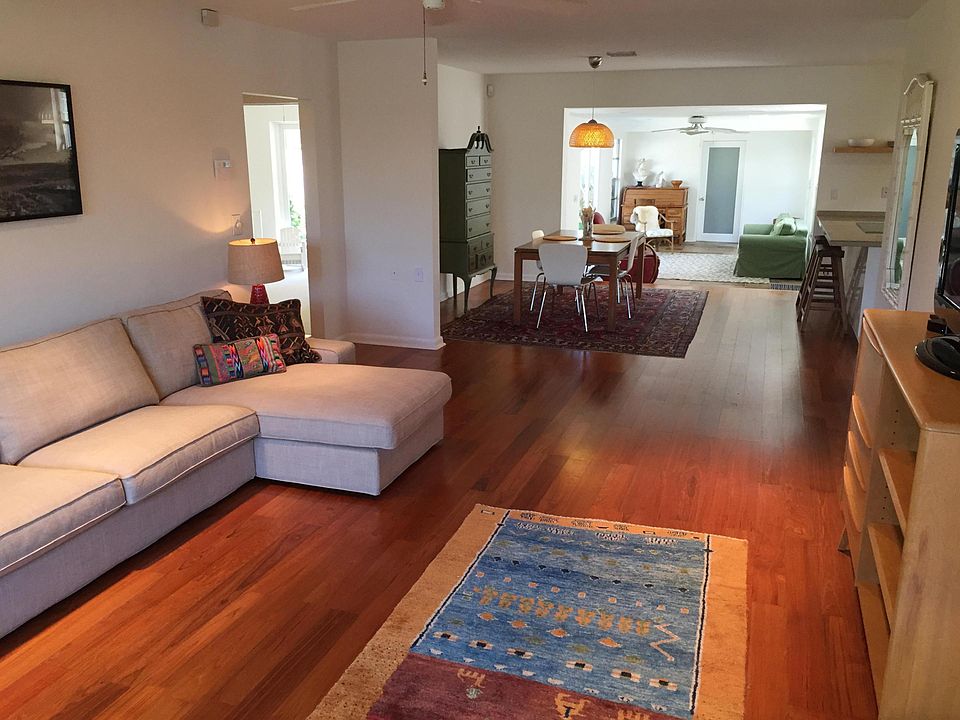 1st image of 318 35th Street