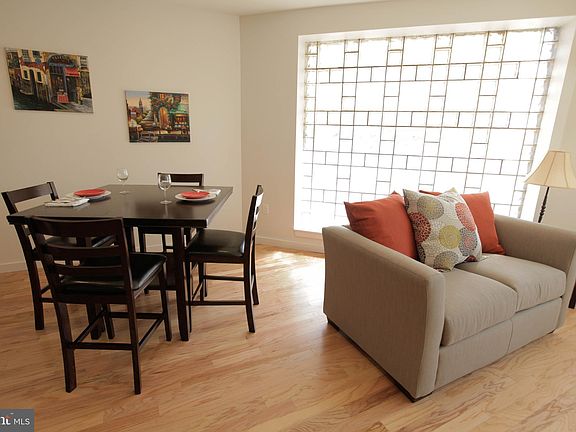 2nd image of 3400-10 Belgrade St #206