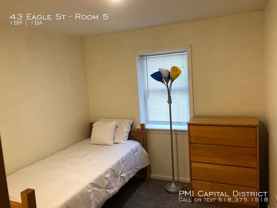 1st image of 43 Eagle St Room 5