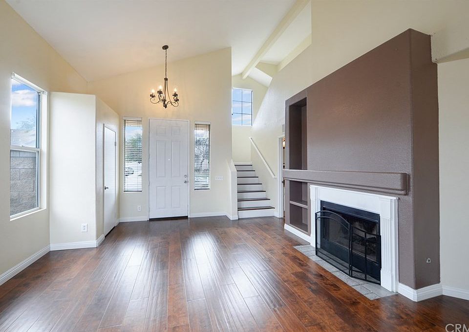 1st image of 1093 Sunbeam Ln