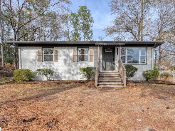 279 Pioneer Pl, Spartanburg, SC 29301