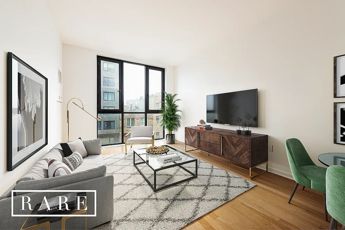 385 Union Avenue — Photo 2